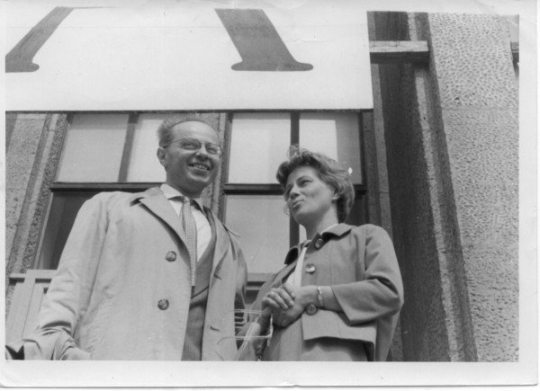 1957: z żoną Barbarą